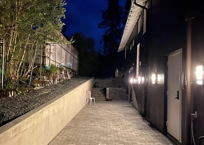 度假居 Cozy At The *