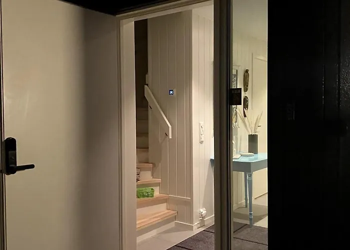 度假居 Cozy At The *